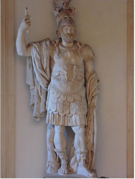 Estátua de Marte Vingador. Mármore de Paros. Inv. S 58. Roma, Museus Capitolinos